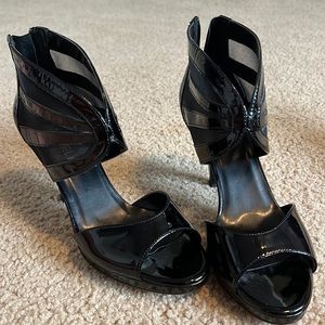 Black Vaneli Heels Size 7 1/2